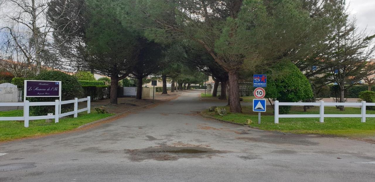Logement 88 2-4 Personnes 500 M Plage Classe 2 Etoiles Долю-д'Олерон Экстерьер фото